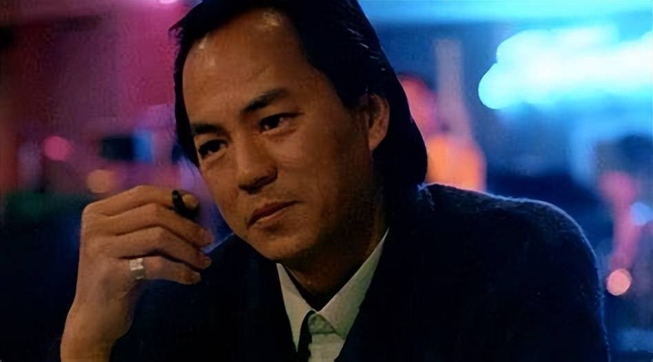 这两个放一块，就能看出狄龙要干嘛了的简单介绍