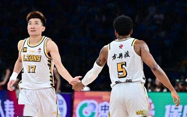 北京男篮胜利的背后是不懈努力和团队合作的简单介绍